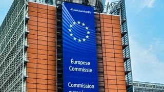 Die EU-Kommission plant Titandioxid als "vermutlich krebserregend" einzustufen. (gemeinfrei)