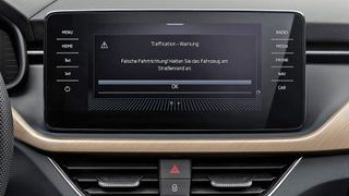 Mit einer Infotainment-App warnt Bosch sowohl den Falschfahrer, als auch alle gefährdeten Verkehrsteilnehmer in kürzester Zeit. (Bild: Bosch)
