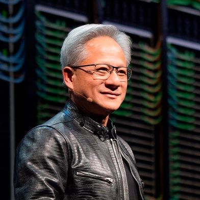 Nur Unkenrufe! Jensen Huang, der Chef des Chipgiganten Nvidia, weist alle Bedenken darüber zurück, dass die Riesensummen, die momentan in KI-Rechenzentren gesteckt werden, einmal nicht zum Profit werden ... (Bild: Nvidia)