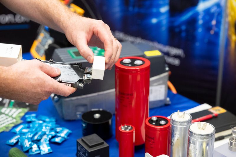 Der at-Technologietag Automation an der ZHAW School of Engineering in Winterthur brachte den Teilnehmern Ideen und Anregungen, wie sie die Zukunft der industriellen Automation gestalten können. (Bild: Thomas Entzeroth)