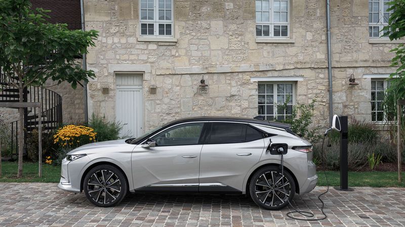 Der Fünftürer zeigt außen wie innen viel Liebe zum Detail. (Bild:DS)