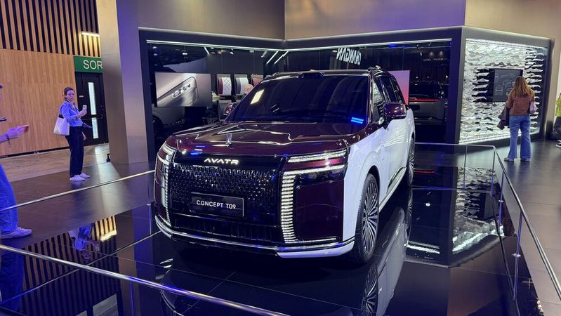 Der Avatr T09 ist ein Luxus-SUV mit Hybridantrieb und mehr als 1.000 PS. Avatr stellte das Modell als Studie vor, zur Serie dürfte es jedoch nicht weit sein.(Bild:  Wehner - VCG)