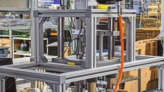 Variantenfertigung von Drehgebern bei Sensata: Das Smart Function Kit für Pressen senkt die Kosten für Engineering, Inbetriebnahme und Qualitätssicherung. (Sensata)