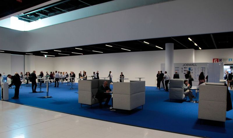 Impressionen aus den Hallen und von der Freifläche der Achema 2024. (Bild: Ernhofer / PROCESS)