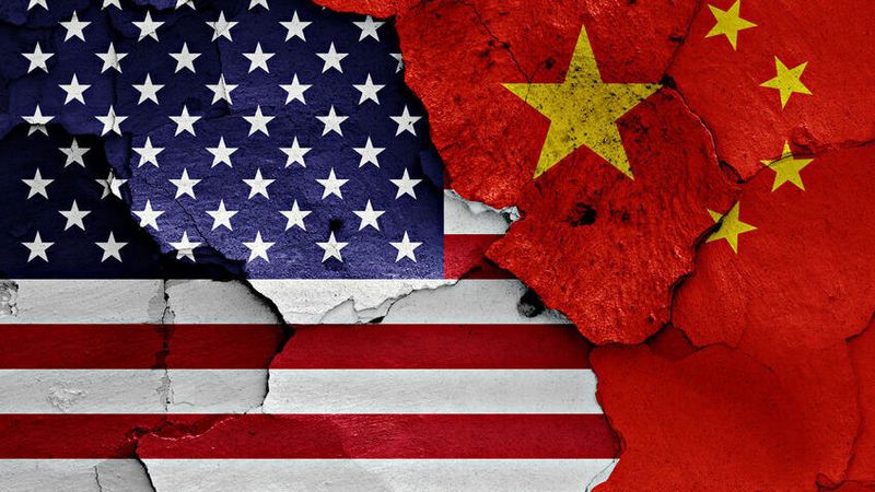 Die neuen Restriktionen richten sich nicht nur gegen China. Auch mehr als 150 weitere Länder benötigen jetzt Sondergenehmigungen, wenn sie bestimmte EDA-Software importieren möchten. Die neuen Restriktionen richten sich nicht nur gegen China. Auch mehr als 150 weitere Länder benötigen jetzt Sondergenehmigungen, wenn sie bestimmte EDA-Software importieren möchten.