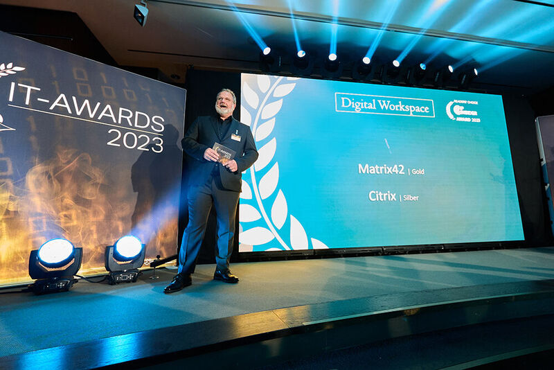 Los geht's mit der Verleihung der IT-Awards in den sechs Kategorien des Netzwerktechnik-Portals IP-Insider. (Bild: krassevideos.de / VIT)