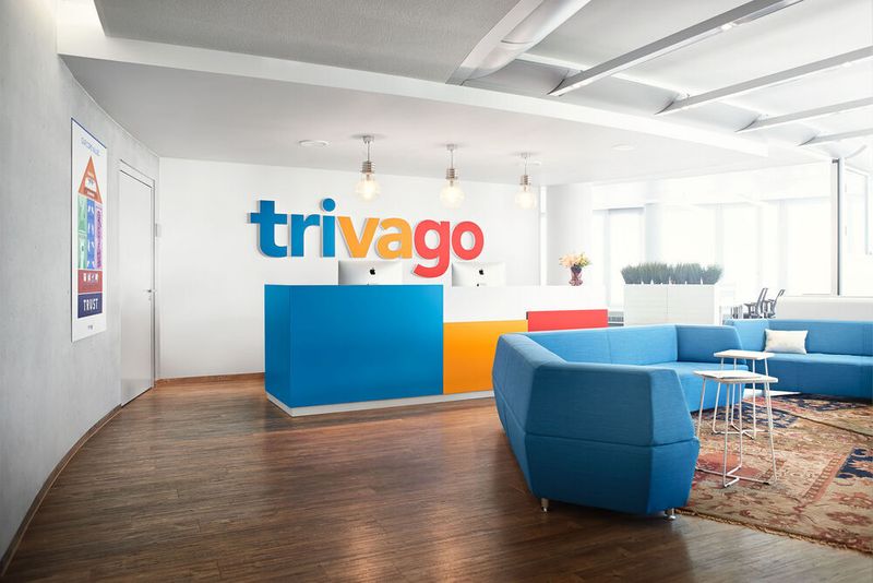 Die Hotel-Suchplattform Trivago landet auf Platz 19 (4,2 Punkte). Ein Software Engineer bei Trivago erzählt: „Freundliche Kultur. Offene Diskussionen. Herausfordernde Arbeit. Team-Events. Offen Open Source gegenüber (Github; Konferenz Sponsoring). Gratis Obst und Drinks. Fancy Büro. Kostenlose Fitnessangebote.“ (Trivago/Tom Ziora)