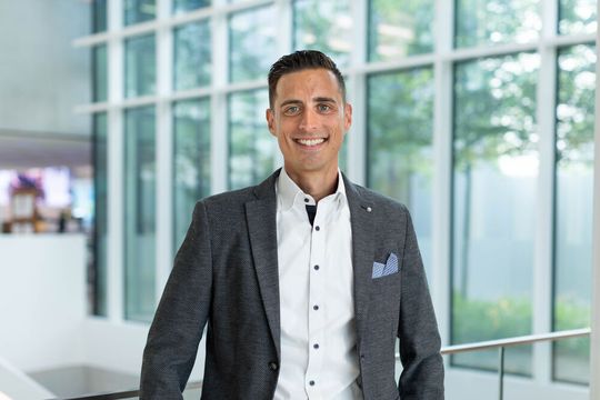 Michael Cinelli, Product Manager Die Casting bei Bühler schätzt die Partnerschaft mit Roth Hydraulics bei der Entwicklung neuer Technologielösungen.(Bild:  Bühler AG)