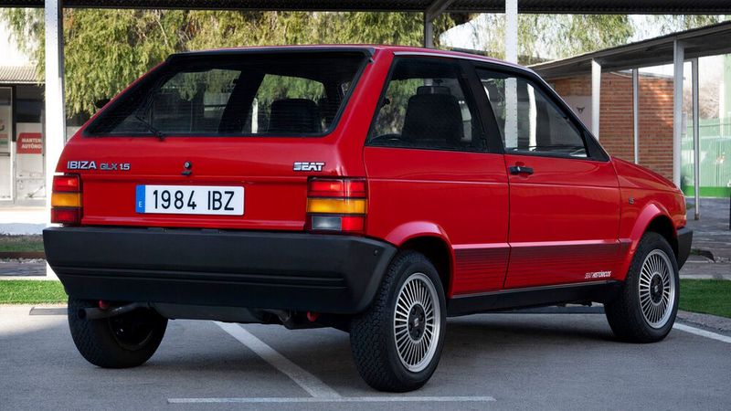 Nach der Übernahme von Seat durch VW im Jahre 1986 hat der Ibiza schnell seinen festen Platz im VW-Konzern gefunden. Seit 1984 wurden weltweit über sieben Millionen Ibiza verkauft.  (Bild: Seat)