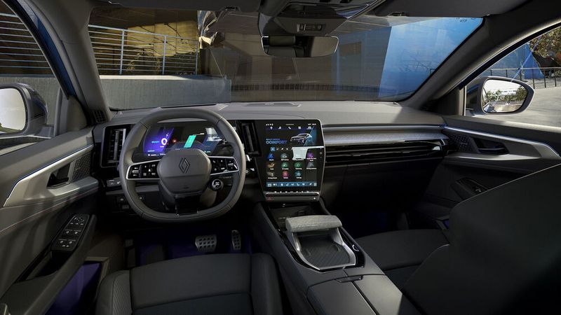 Das Cockpit ist modern und digital gestaltet. (Bild: Renault)