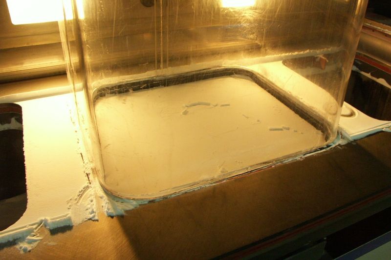 3D-Druck anderer Art: Beim Selektiven Laserschmelzen härtet ein gebündelter Lichtstrahl an vorbestimmten Stellen ein Granulat aus. (Foto: flickr.com/Fluid Forms (CC BY-SA 2.0))
