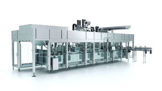 La unidad de dosificación modular «smartFill» de la máquina llenadora FBL garantiza la máxima precisión de llenado para alimentos líquidos y de alta viscosidad.(Imagen: Ampack GmbH)