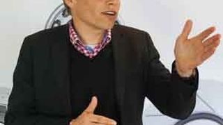 Orio-CEO Jonas Tegström: „Mit unserer Akquisition können wir Saab-Fahrern, Werkstätten und anderen Kunden weltweit die langfristige Verfügbarkeit von Saab-Original-Erstazteilen garantieren.“ (Foto: Orio AB)