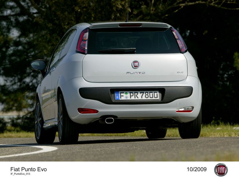 Auch das Heck des Punto Evo ist markanter (Archiv: Vogel Business Media)