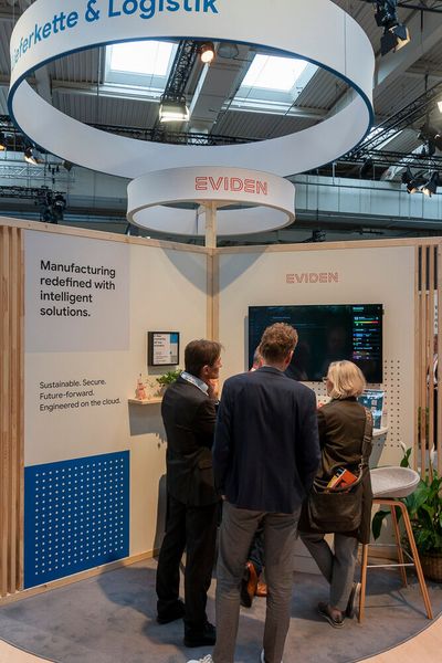 Wem das Unternehmen Eviden noch nichts sagt, ist damit nicht allein, denn hierbei handelt es sich um eine Neugründung. Dahinter steht mit Atos ein durchaus etablierter Name, der unter dem neuen Dach seine Geschäftsbereiche Digital, Cloud, Big Data und Sicherheit bündeln will. Das breite Angebot beinhaltet unter anderem High-Performance-Computing-as-a-Service, Edge Computing, Simulation oder KI-basierten Tools wie Predictive Analytics. (Bild: Vogel Communications Group)