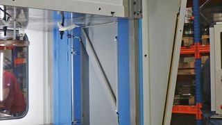 Mit der neuen Tiefziehpresse von AP&T bearbeitet Keinhorst normalerweise Edelstahl. (Itasse)