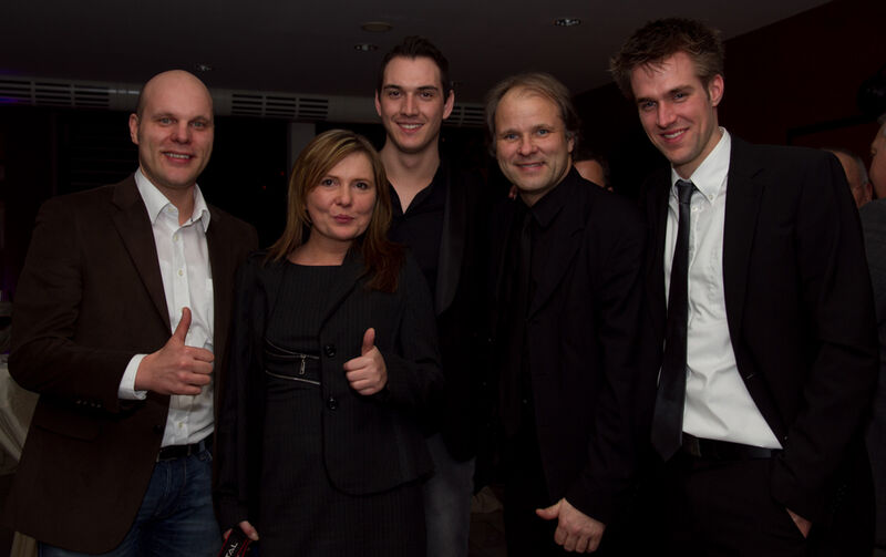 Christian Mau (Imusic1), Mandy Tölg (Marketing ESET in Deutschland), Niclas Kentenich (Farnbacher ESET Racing), Marco Quirini (Imusic1),Timm Sandmeyer (Farnbacher ESET Racing) (Archiv: Vogel Business Media)