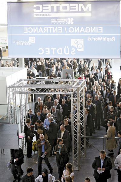 Veranstalter UBM Canon rechnet für die Medtec Europe 2011 mit mehr als 1000 Ausstellern. Zwei Monate vor der Messe sind bereits 95 Prozent der geplanten Ausstellungsfläche von 16 000 Quadratmetern vermietet.  (Bild: UBM Canon)