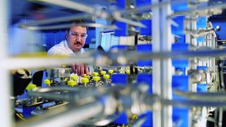 Rohrverbindungen im Test. Eine Hauptursache für Leckagen bei Fittings sind mechanische Vibrationen. Bild: Swagelok (Archiv: Vogel Business Media)