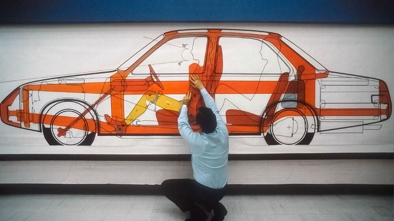 Ziel der Opel-Ingenieure war es, den Passagieren des OSV 40 innen genauso viel Platz zur Verfügung zu stellen, wie jenen eines normalen C-Kadett. (Bild: Opel)