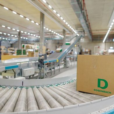 Exotec erneuert die Intralogistik bei Deichmann-Tochter Dosenbach-Ochsner. (Bild: Exotec)