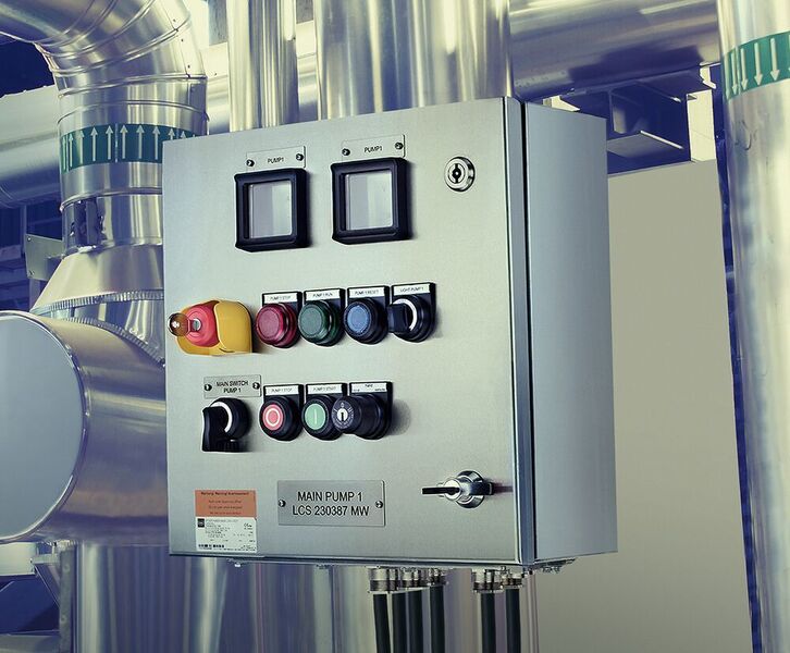 UL-certified Ex e control stations made of stainless steel or glass fibre reinforced polyester resin for use in North America, even under extreme temperature conditions. (R. Stahl )