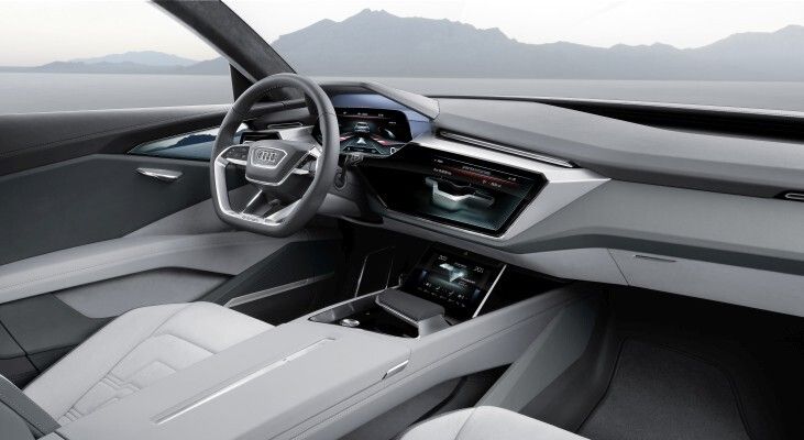 Der Audi e-tron quattro: ein Konzeptfahrzeug mit 503 PS und 500 km Reichweite (Bild: Audi)