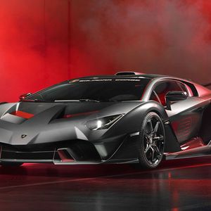 Eines der ersten umgebauten Fahrzeuge ist ein Aventador SVJ.(Bild:  Lamborghini)