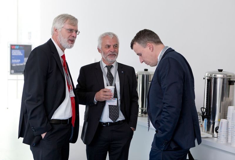 Eindrücke von der Werkstoffwoche Dresden 2015. (Bild: Werkstoffwoche Dresden)