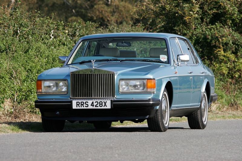 Ein Rolls-Royce ist immer etwas Besonderes. Das gilt auch für den Silver Spirit der 1980er Jahre. Er sollte den Shadow beerben. (Wolfgang Blaube)