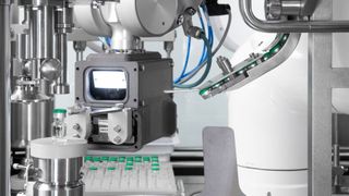 Steriline zeigt auf der Interpack Lösungen zur Integartion von Robotik und Bildverarbeitungssystemen. (Bild: Steriline)
