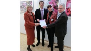 Freuen sich über die Kooperation (v.l.): Andrea Stratmann (GF GWW), Michael Müller (GF Müller die lila Logistik), Andrea Perschke (GWW-Regionalleiterin Calw) und Thomas Diesch (Niederlassungsleiter Müller die lila Logistik). (Bild: Müller)