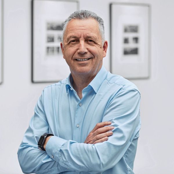 Volker Nesenhöner, CEO, Open Mind Technologies AG: «Die AMB ist ein wichtiger Treffpunkt der Metallbearbeitungsbranche und daher seit Jahren ein fixer Termin im Messekalender. Open Mind ist stolz darauf Teil dieser hervorragenden Plattform zu sein, auf der wir unsere innovative CAD/CAM-Lösung Hypermill und unser agiles MES-System Hummingbird präsentieren. Besucher erleben an unserem Stand wegweisende Technologien für zukunftsweisende vernetzte digitalisierte Prozesse.» (Bild: Open Mind)