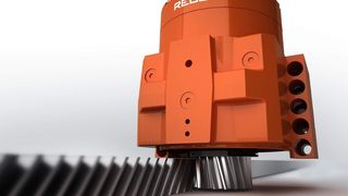 Neue Ritzel-Zahnstangen-Antriebe sorgen für Spielfreiheit bei Zahnstangenantrieben und gleichzeitig hohe Steifigkeit. (Bild: Redex)