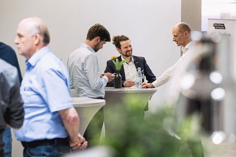Impressionen der Fachtagung „Mehr Effizienz im Presswerk“ 2025 in Würzburg. (Bild: Stefan Bausewein)