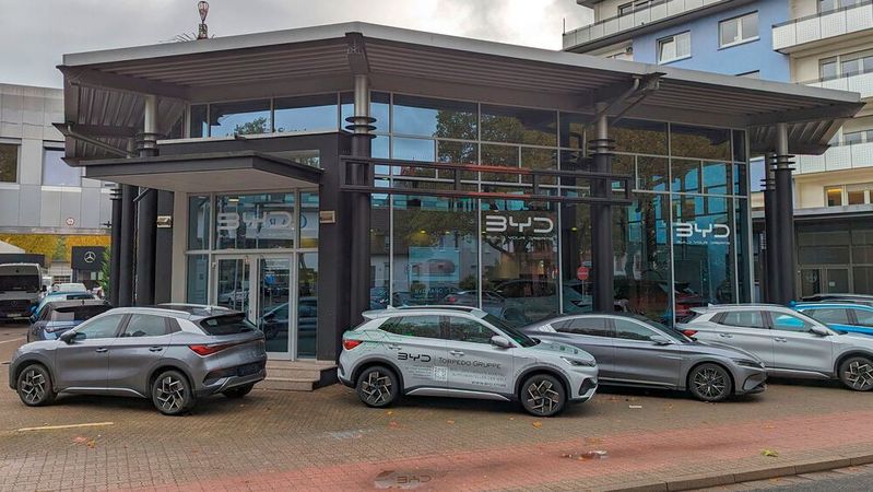 Laut Philipp Kranich haben bereits 11 der 20 größten deutschen Händlergruppen mindestens ein chinesisches Fabrikat aufgenommen.(Bild:  Rosenow – VCG)