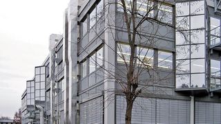 1	 Der Umbau von bestehenden Gebäuden in Laborräume muss extrem sorgfältig geplant werden. (Bilder: Medigenomix) (Archiv: Vogel Business Media)