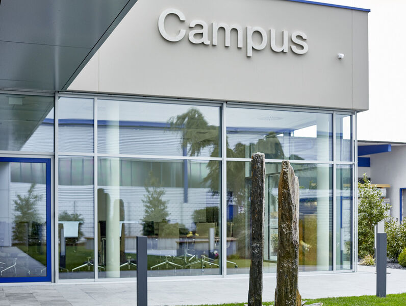 Der Campus – das neue Kommunikations- und Begegnungszentrum der Günzburger Steigtechnik. (Bild: Günzburger Steigtechnik)