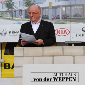 (Baeuchle / »kfz-betrieb«)