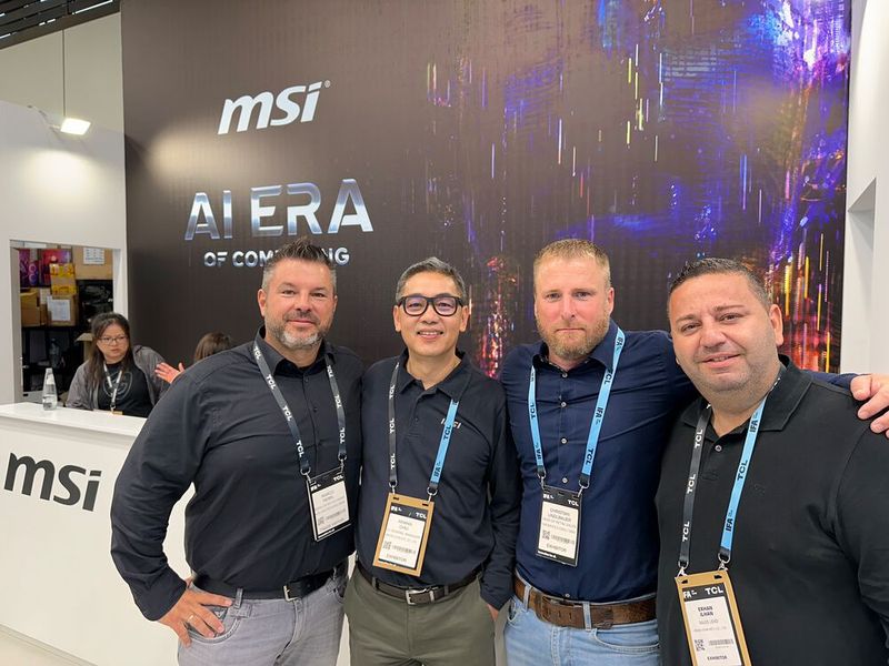 (v. l.) Marco ist nicht länger mehr Ernst, sondern Nebel (ALSO), aber bei Akiang Chiu (MSI), Christian Lindlbauer (ALSO) und Erhan Ilhan (MSI) bleibt es wie gehabt. (Bild: Vogel IT- Medien )