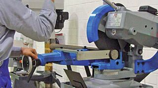 Die Metallkreissäge SY-350V von Jet Tools im Test. (Bild: Jet Tools)