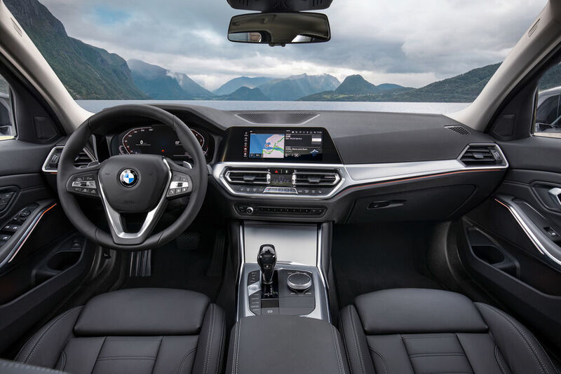 Innen ist der neue 3er ein klassischer BMW. (BMW)