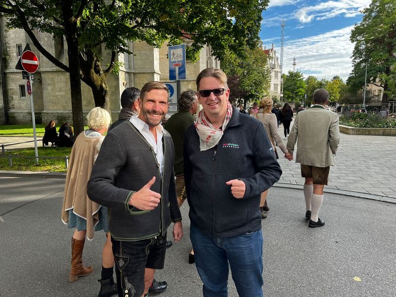Mario Euker, VMware, und (r.) Yves Sandfort, Comdivision, sind auch auf den Weg zur Wiesn.  (Bild: Vogel IT-Medien GmbH)