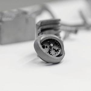 Kennzeichen 3D: Im Laserschmelzverfahren lassen sich Bauteile aus Metall (hier das Modell eines Planetengetriebes) fertigen, die aufgrund ihrer komplexen Geometrien mit konventionellen Verfahren kaum oder nicht herstellbar wären.