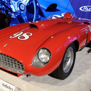 Der 1955 Ferrari 410 Sport Spider erzielte 22 Millionen Dollar.(Bild:  Classic Analytics)