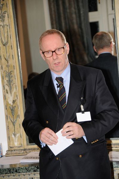 Dr. Robert Heller, Staatsrat a.D. und Staatssekretär a.D., hielt einen Impulsvortrag: 