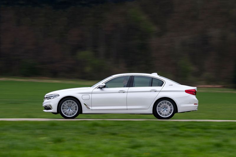 Meistverkauftes Auto aus der Oberen Mittelklasse im Juli 2017: BMW 5er, 4.341 Einheiten. (BMW)