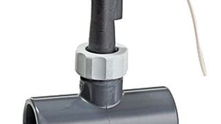 „Preiswert - zuverlässig - universell“, das sind die Schlagworte, die die neue Kunststoffvariante der bewährten Paddel-Durchflusswächter der Firma PKP Prozessmesstechnik charakterisieren. (PKP Prozessmesstechnik)