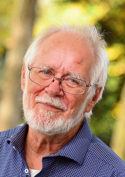 Chemie-Nobelpreis 2017 ... der Schweizer Jacques Dubochet... (Bild: Félix Imhof ©UNIL, 4 October 2017 / CC BY-SA 4.0)