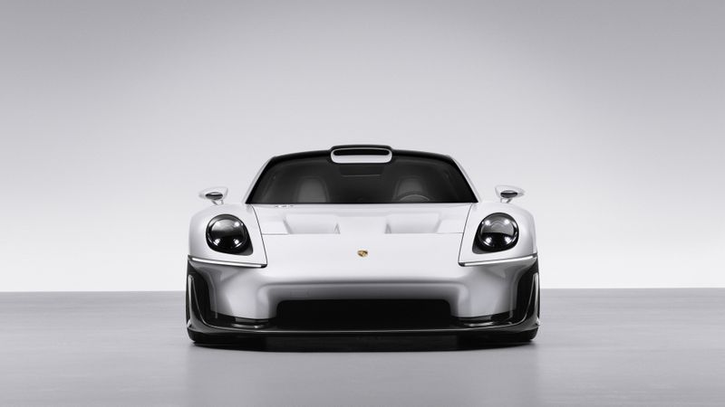 The design remains classic, but is reinterpreted. (Source: Porsche)